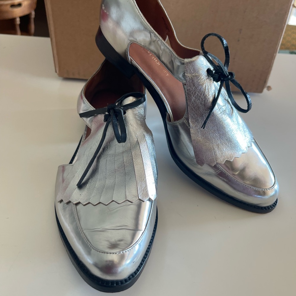 Rebecca Minkoff Silver Leather Loafers Oxford flats‎ Cutout sides 7.5 chic